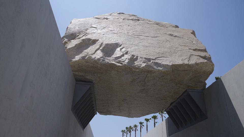 big_391180_4102_01_web_Levitated-Mass-7-11